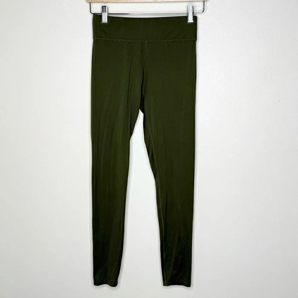 Born Primitive Hunter Green Athletic Leggings - Women’s US XS